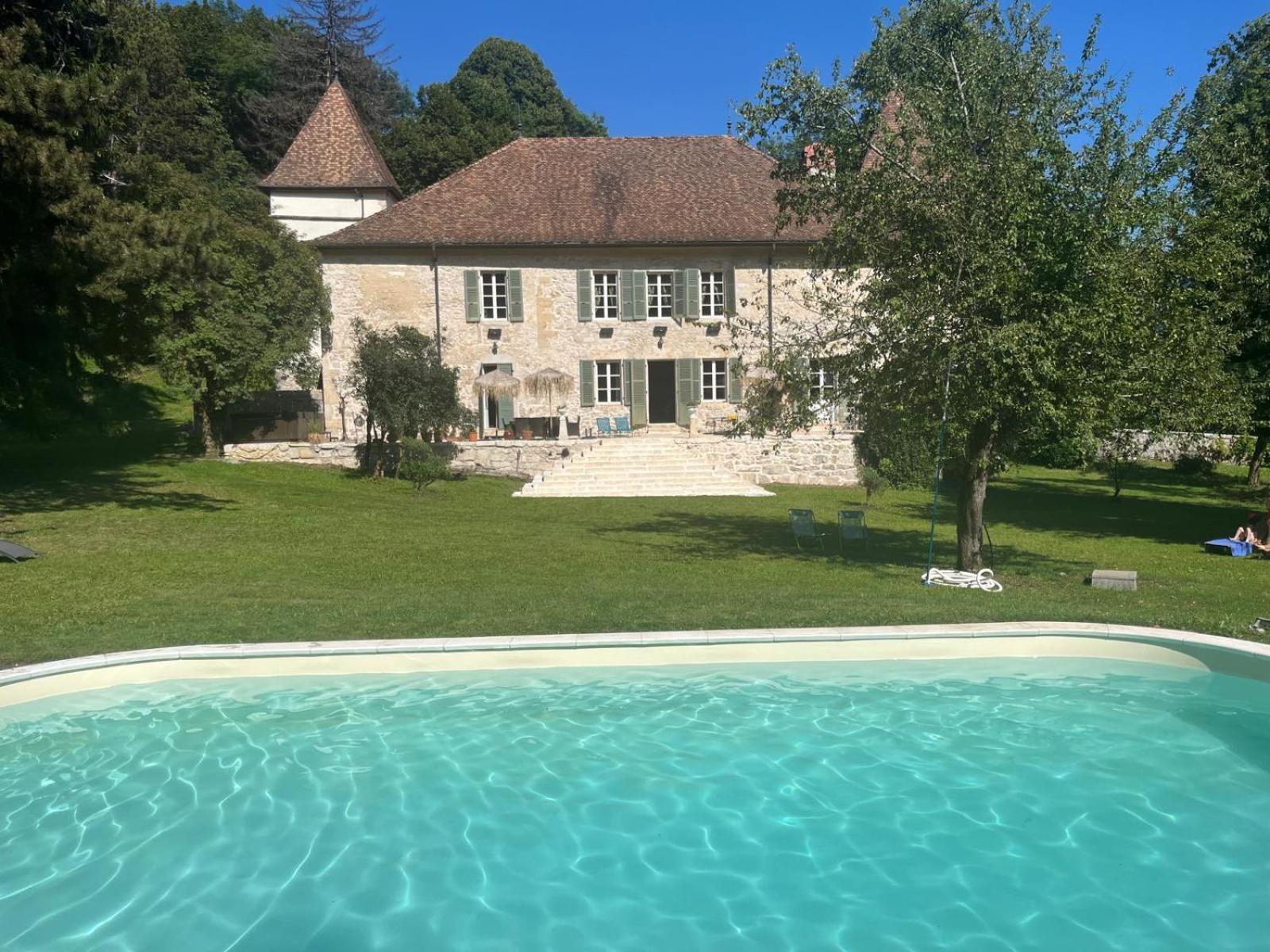 Domaine Du Tres-Haut - Chateau De Montanges Exterior photo